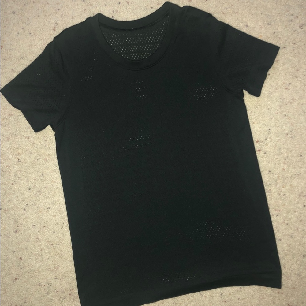 Lululemon Breeze By SS Black Shirt size 6